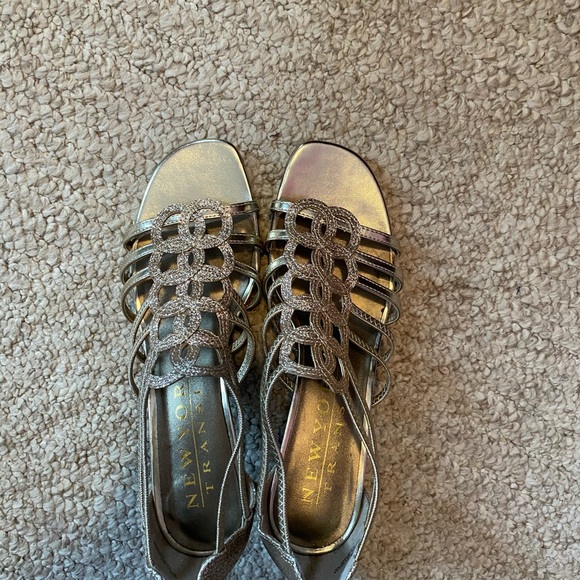 New York Transit gold heels - Picture 6 of 6